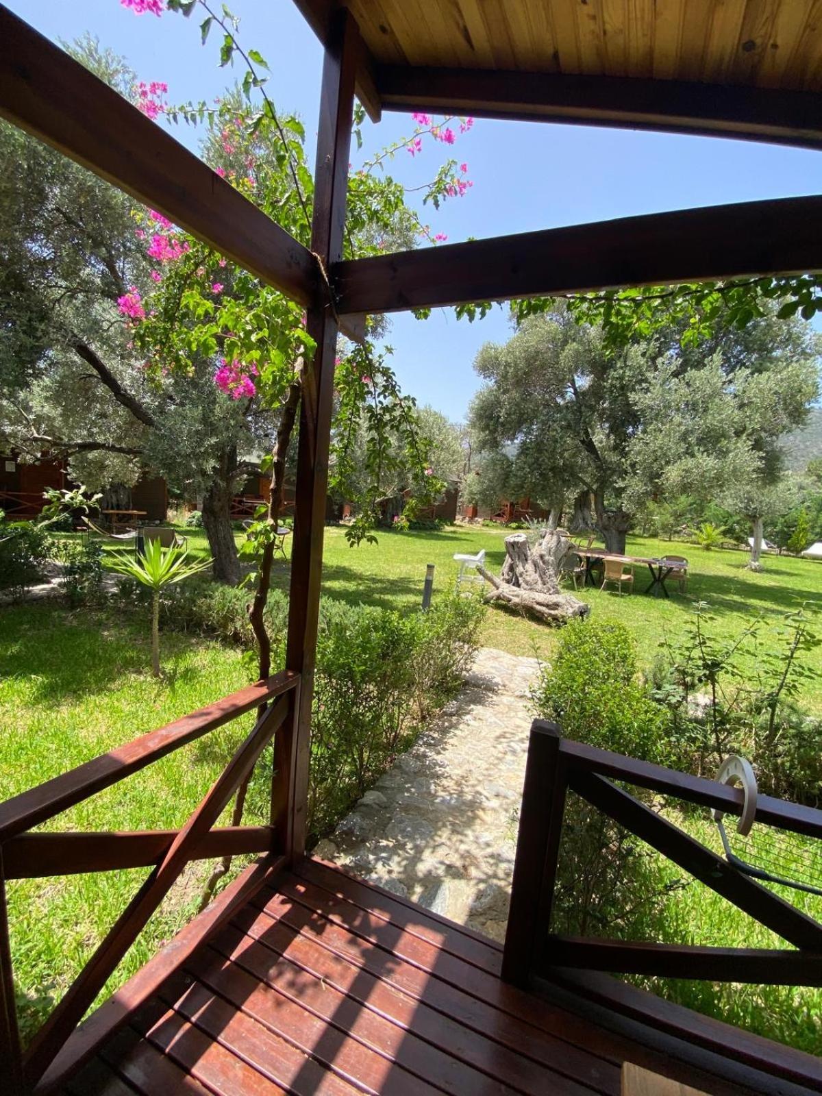 דטקה Suzi'Nin Bahcesi Bungalov Evler מראה חיצוני תמונה
